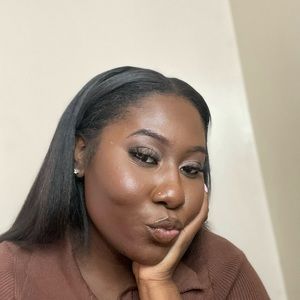 Meet your Posher, Janae